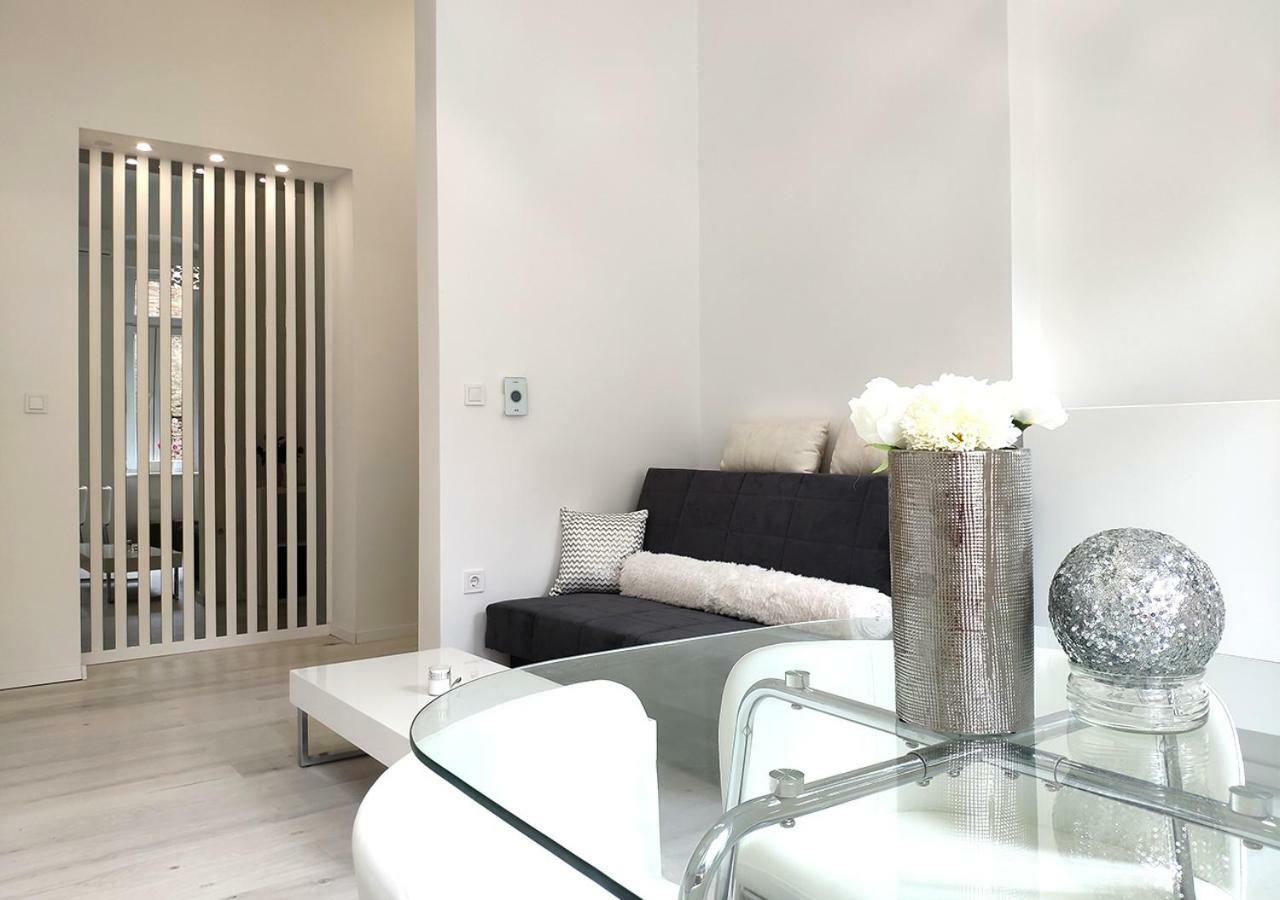 Luxurios And Historic Apartment "Shine" - Right On The Main Square Zagreb Exterior foto